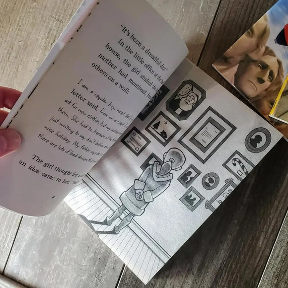 Flat Stanley Scholastic Book Bundle - Picture 7 of 7